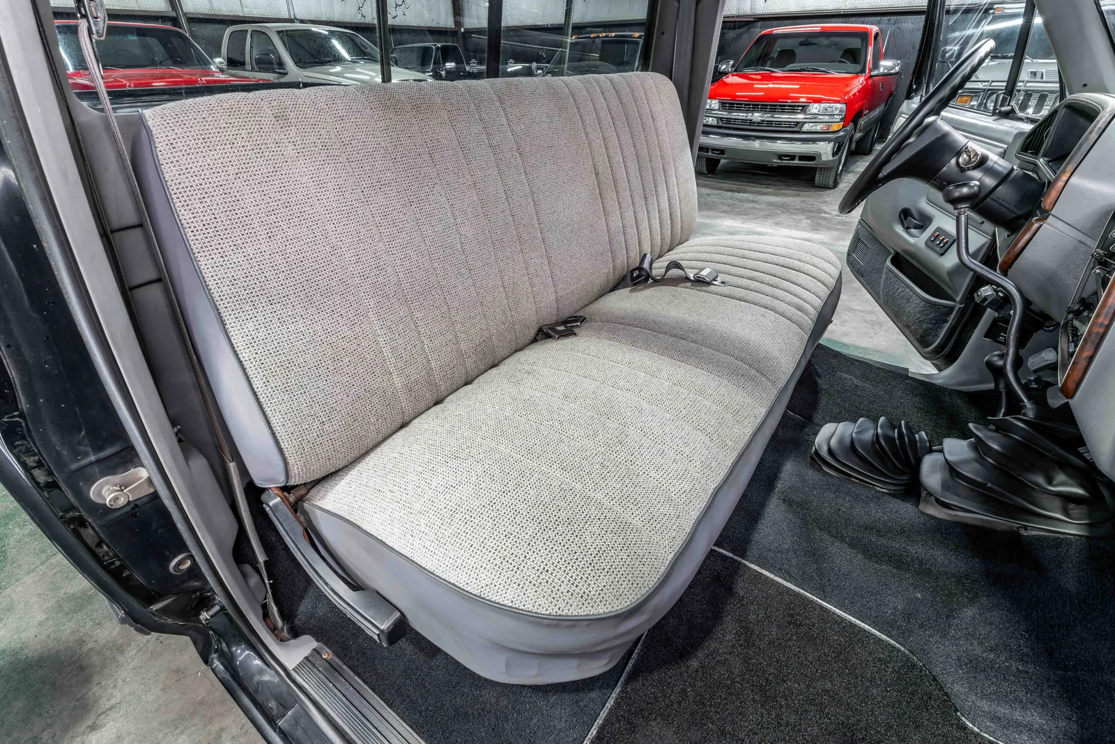 1987 Ford F150 4x4 5.0 - 4 Speed - AC - 103K Miles -B14217-48.jpg